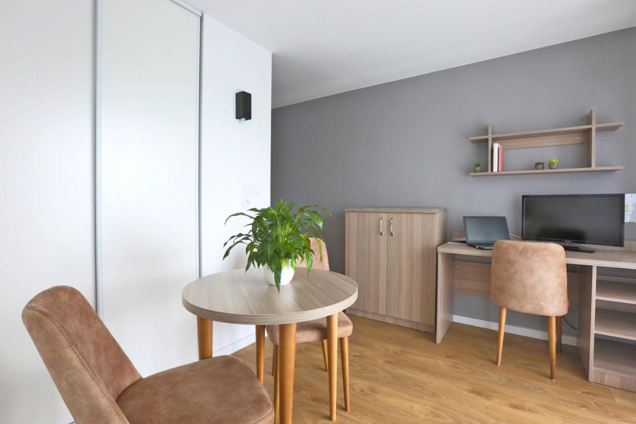Kosy Appart'Hotels - La Maison Des Chercheurs Vandoeuvre-les-Nancy Ngoại thất bức ảnh