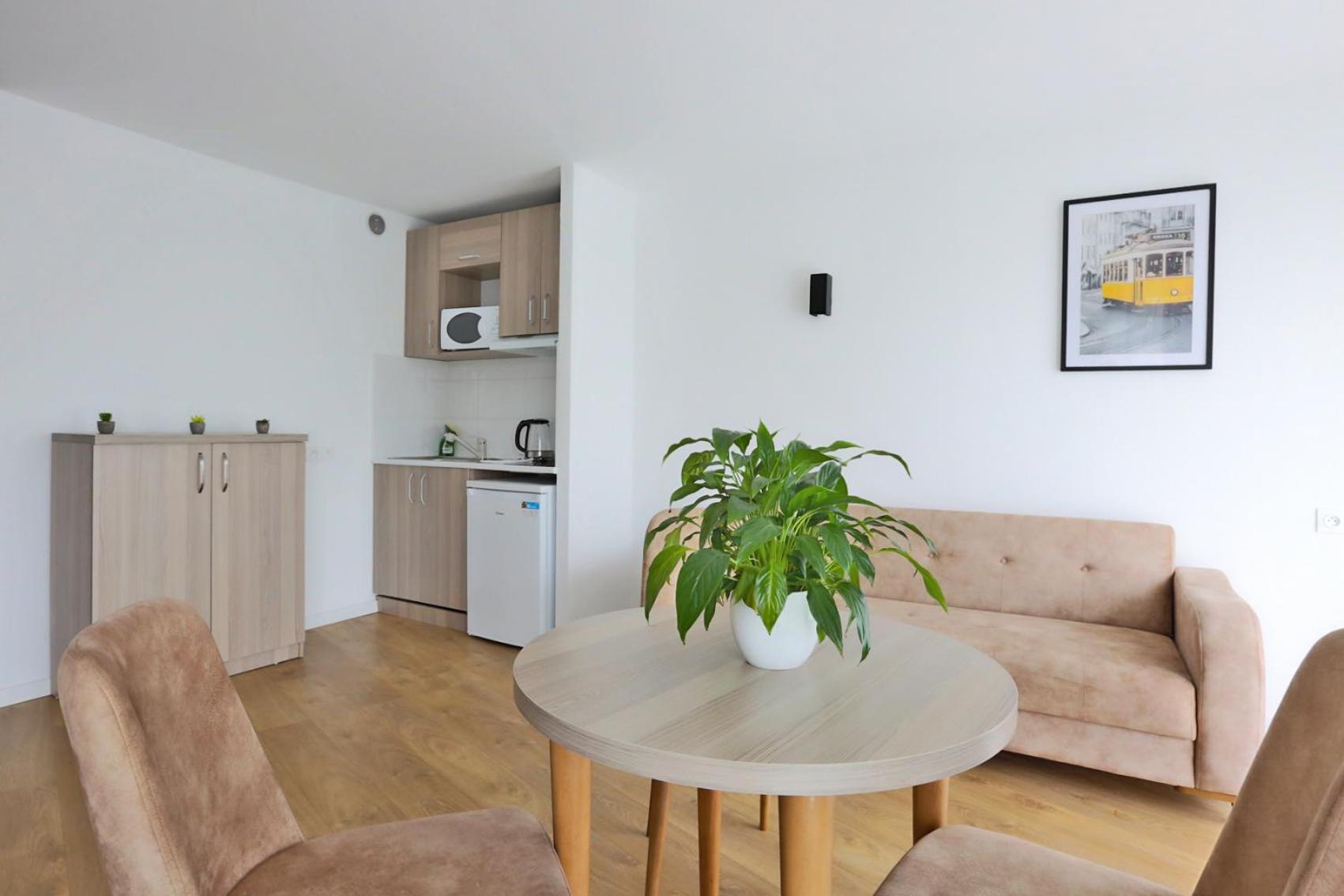 Kosy Appart'Hotels - La Maison Des Chercheurs Vandoeuvre-les-Nancy Ngoại thất bức ảnh