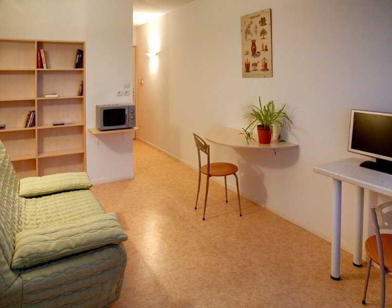 Kosy Appart'Hotels - La Maison Des Chercheurs Vandoeuvre-les-Nancy Ngoại thất bức ảnh