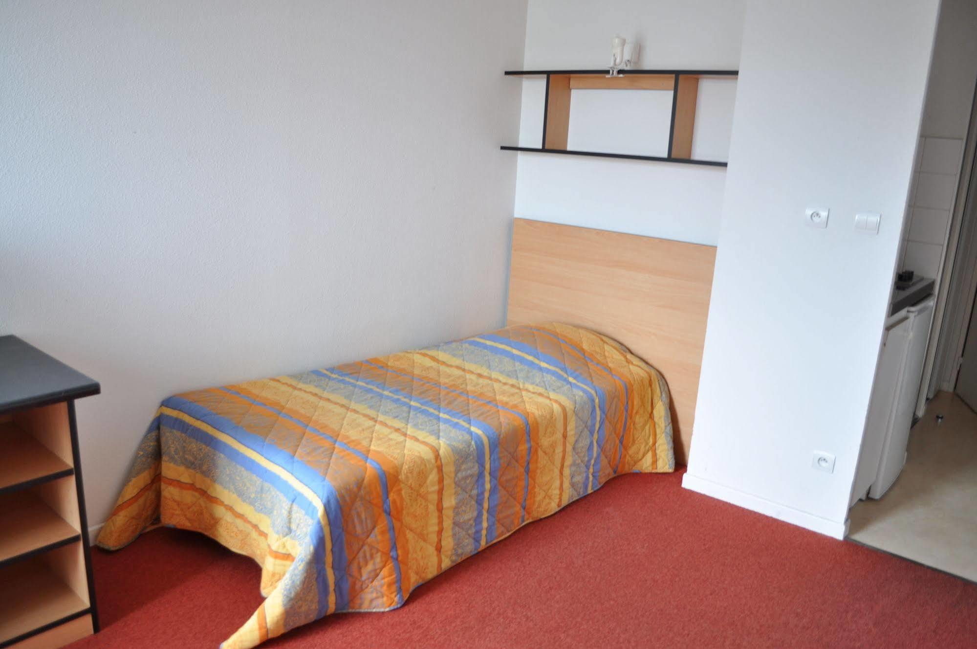 Kosy Appart'Hotels - La Maison Des Chercheurs Vandoeuvre-les-Nancy Ngoại thất bức ảnh