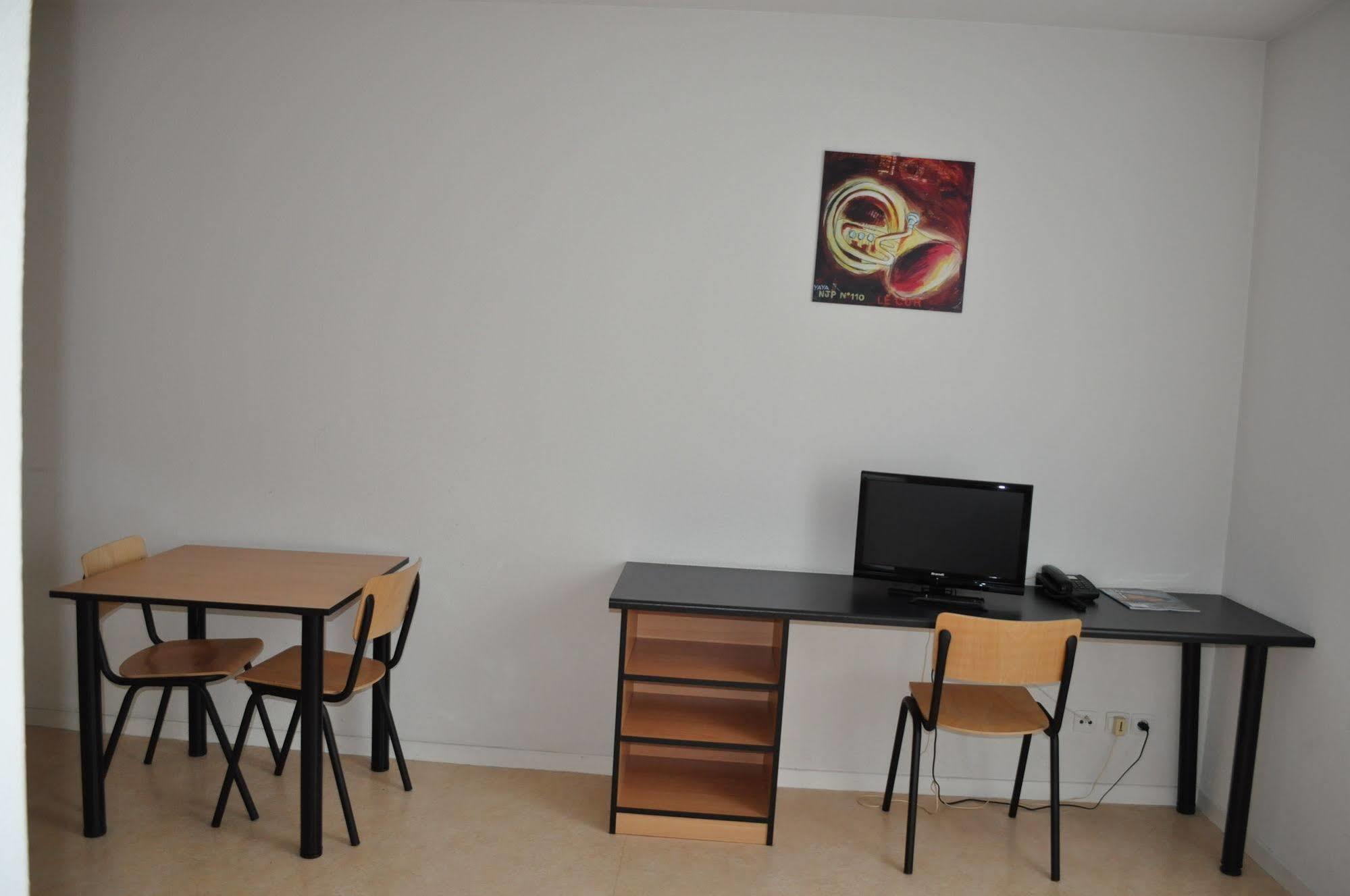Kosy Appart'Hotels - La Maison Des Chercheurs Vandoeuvre-les-Nancy Ngoại thất bức ảnh