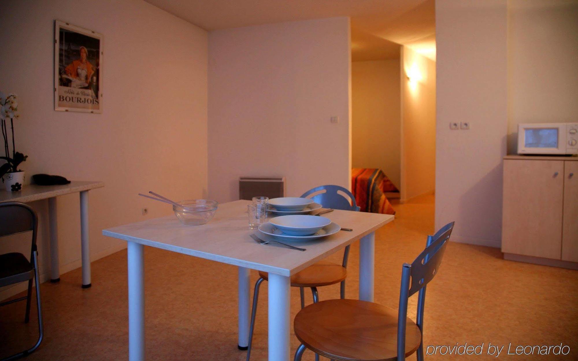 Kosy Appart'Hotels - La Maison Des Chercheurs Vandoeuvre-les-Nancy Phòng bức ảnh